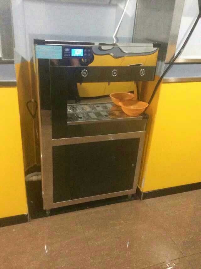温热型校园饮水机