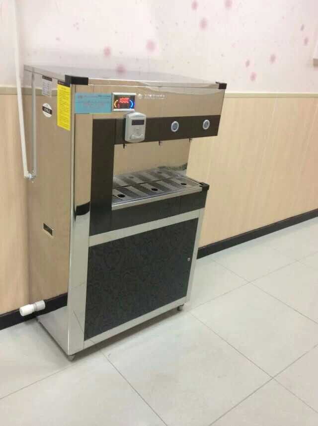 温热型校园饮水机