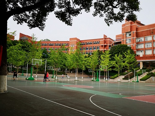 四川省绵阳第一中学