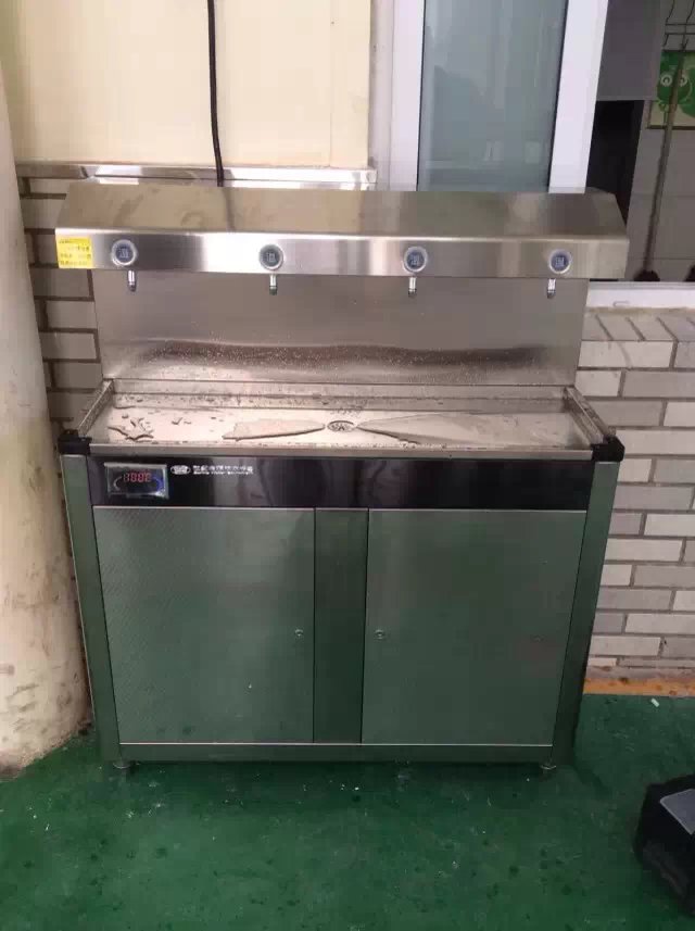 校园饮水机
